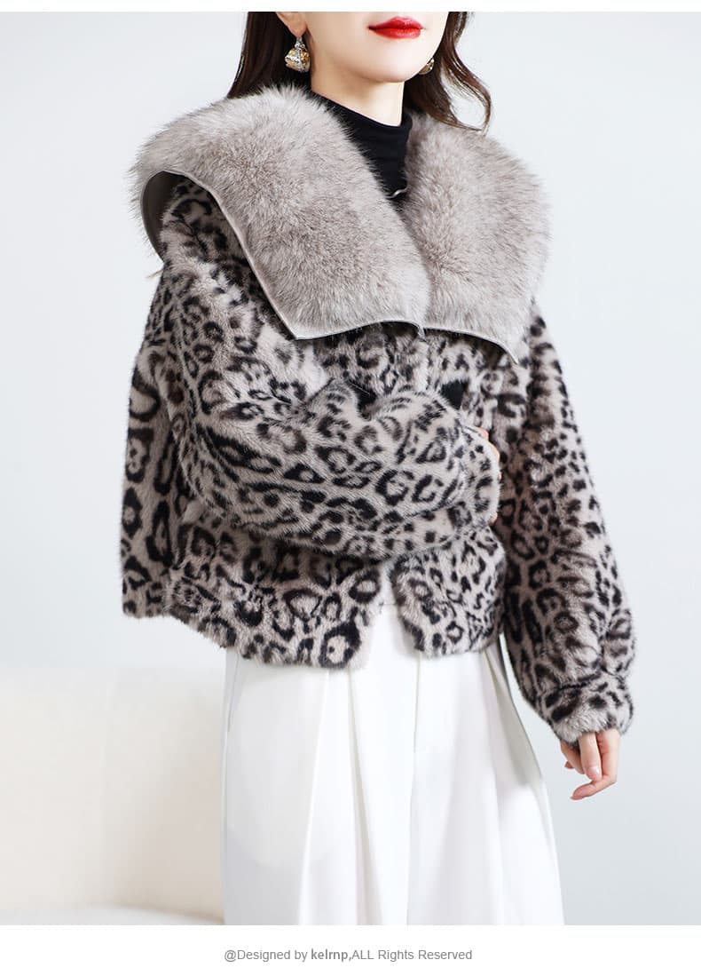 ふんわり襟ヒョウ柄 ショートコート