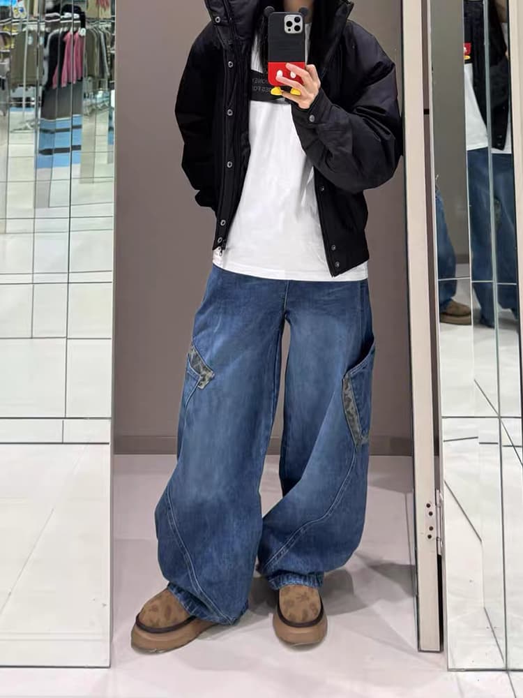 リラックスしたフィット感で、デイリーユースにも最適な豹柄ワイドパンツ