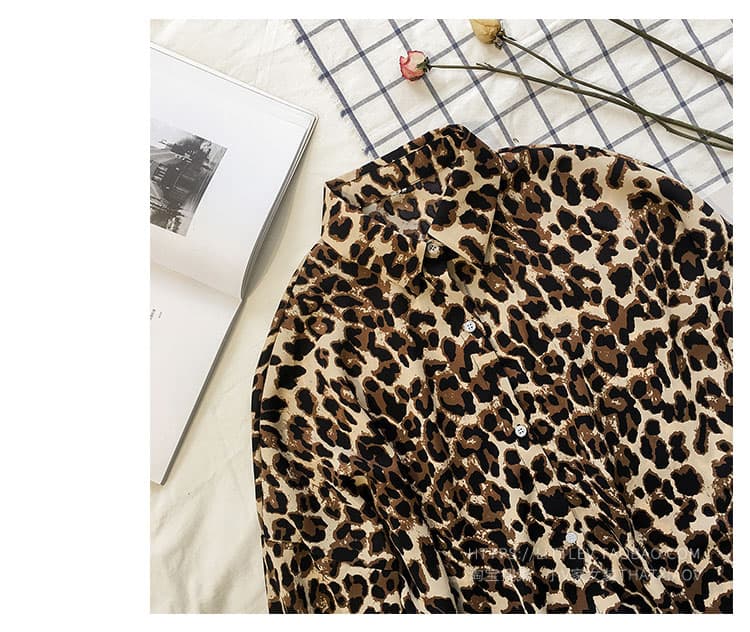 ゆったりヒョウ柄ロングシャツ