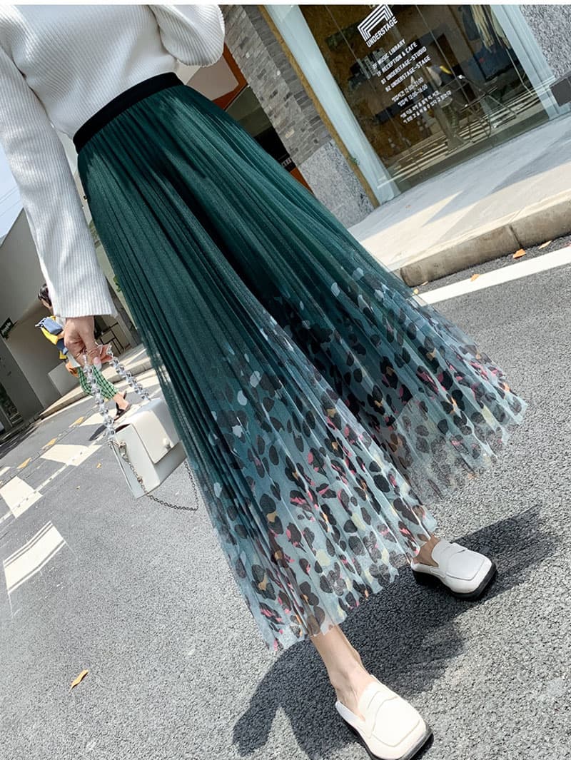 グラデーションヒョウ柄プリーツロングスカート