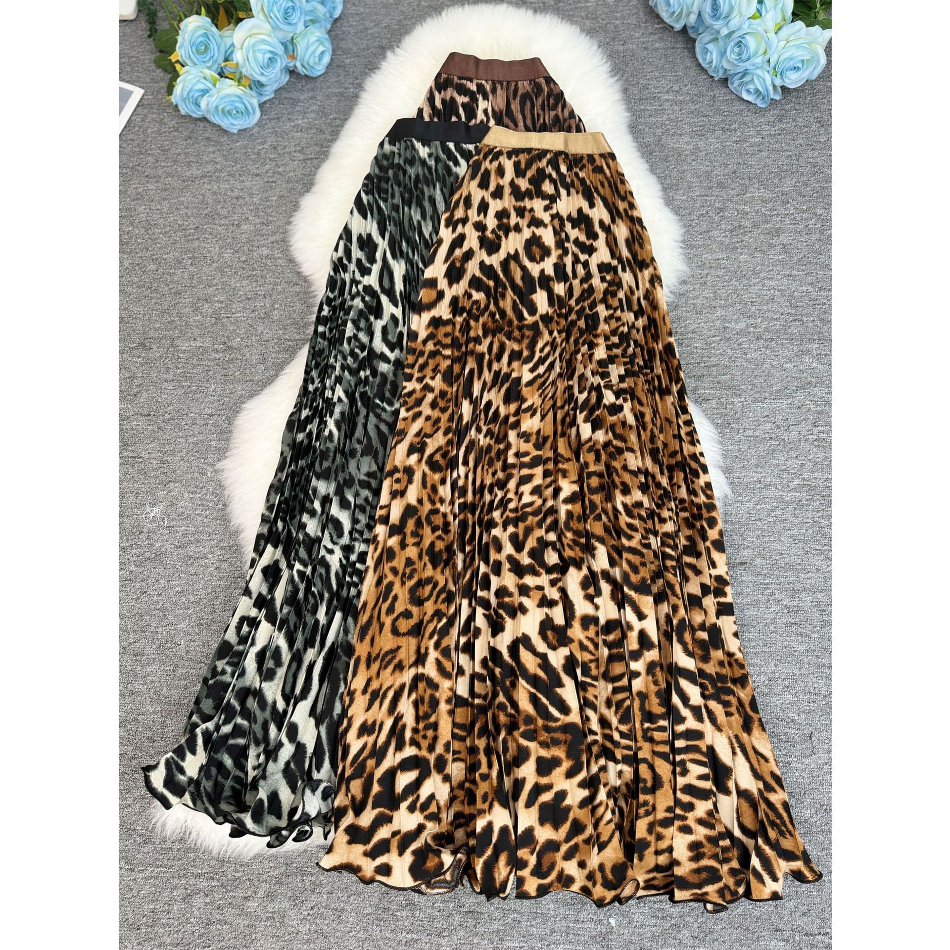 クラシックヒョウ柄プリーツロングスカート