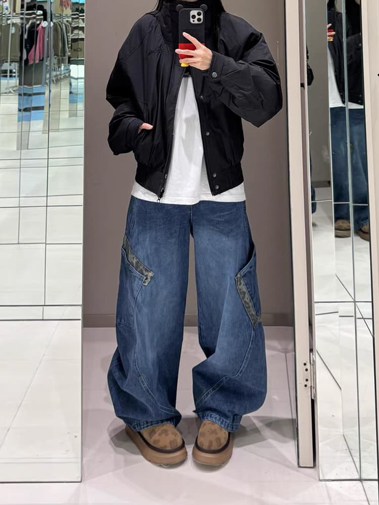 リラックスしたフィット感で、デイリーユースにも最適な豹柄ワイドパンツ