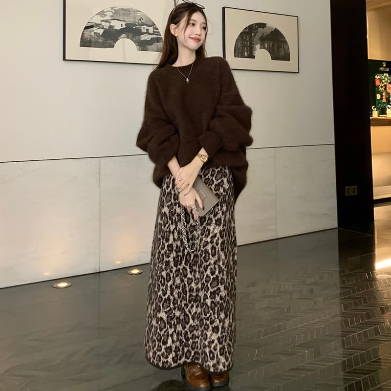 ヒョウ柄ニットロングスカート