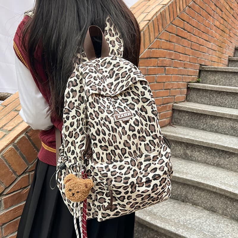野性派ヒョウ柄リュック