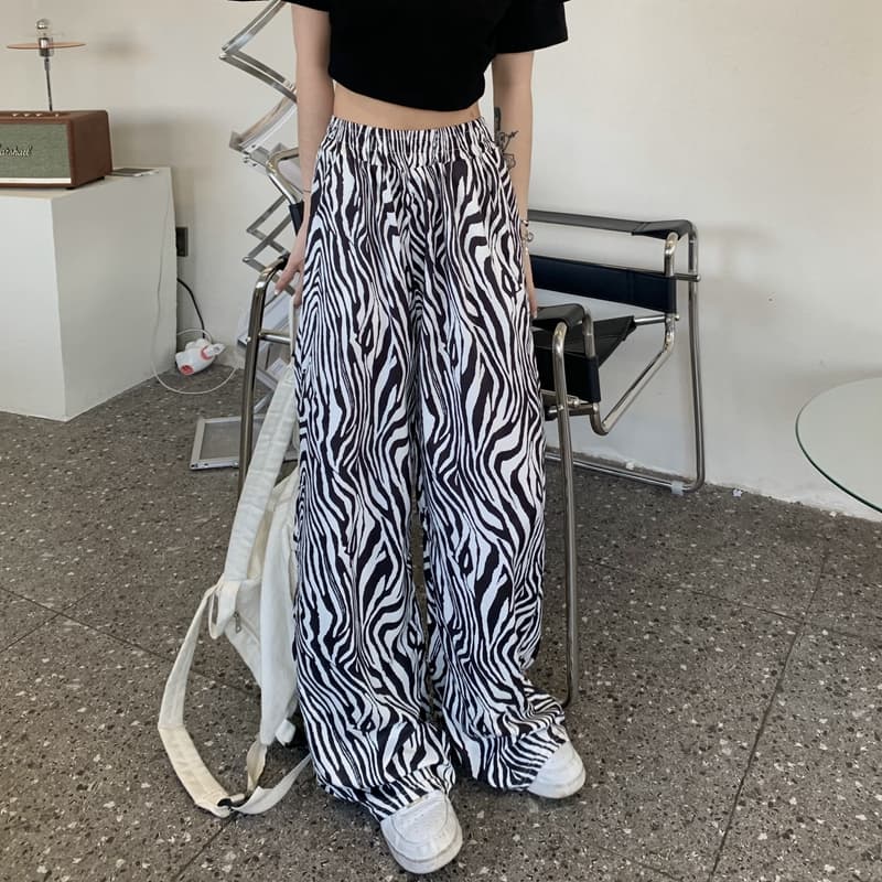 ヒョウ柄 ゆったりシマ模様ワイドパンツ