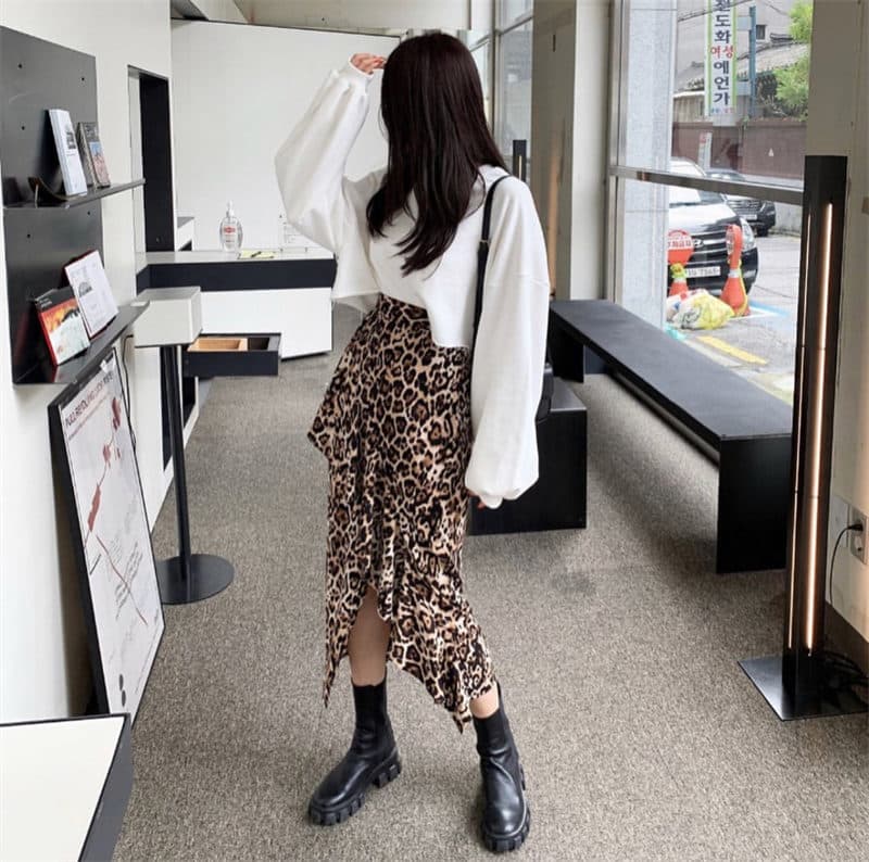 韓国風 ヒョウ柄 ラップ風スリット ロングスカート