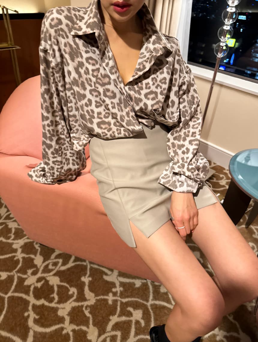 美シルエット ヒョウ柄 長袖ブラウス トップス