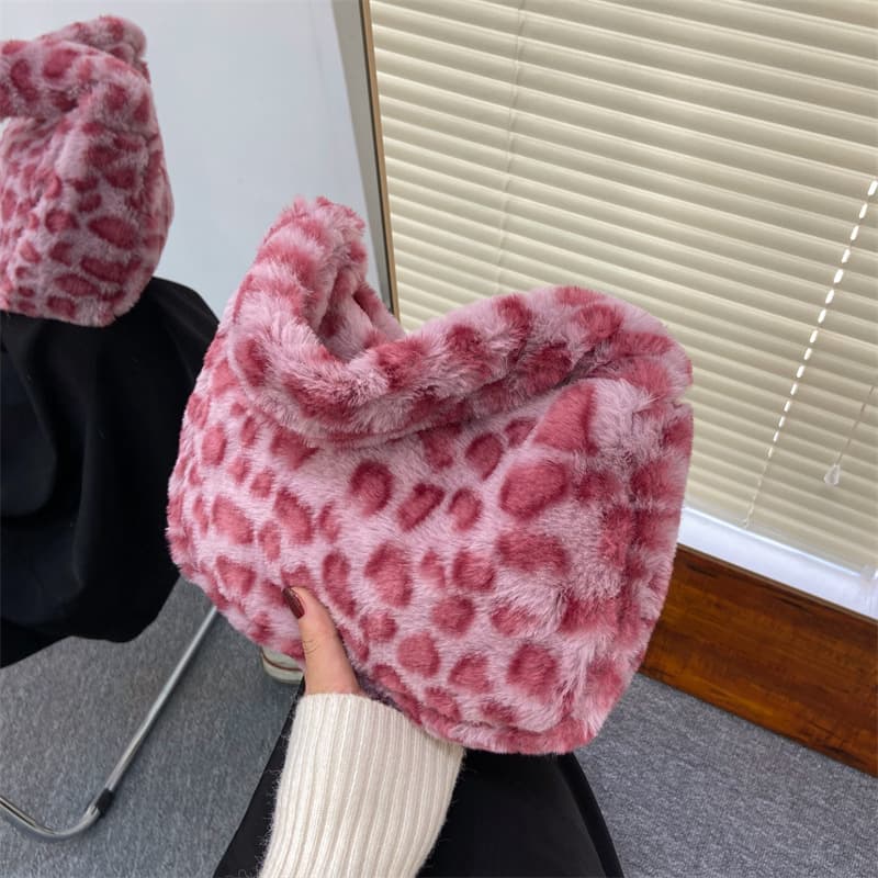 ヒョウ柄 ふわもこ アニマル ミニバッグ