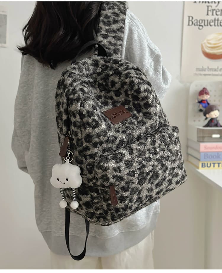 もこもこヒョウ柄 リュック