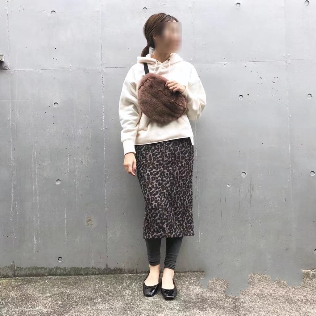 ふんわりヒョウ柄タイトスカート