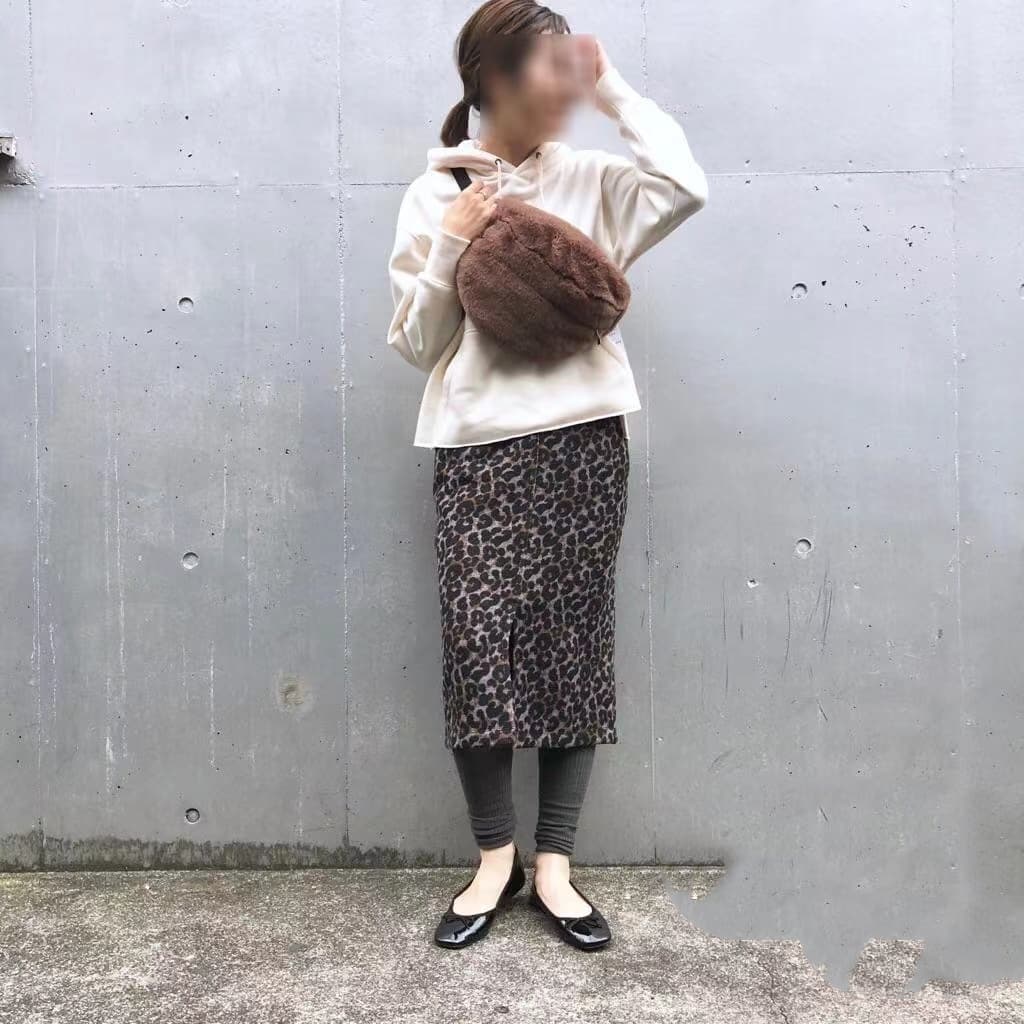 ふんわりヒョウ柄タイトスカート