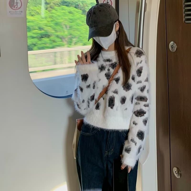もこもこヒョウ柄ニットプルオーバー